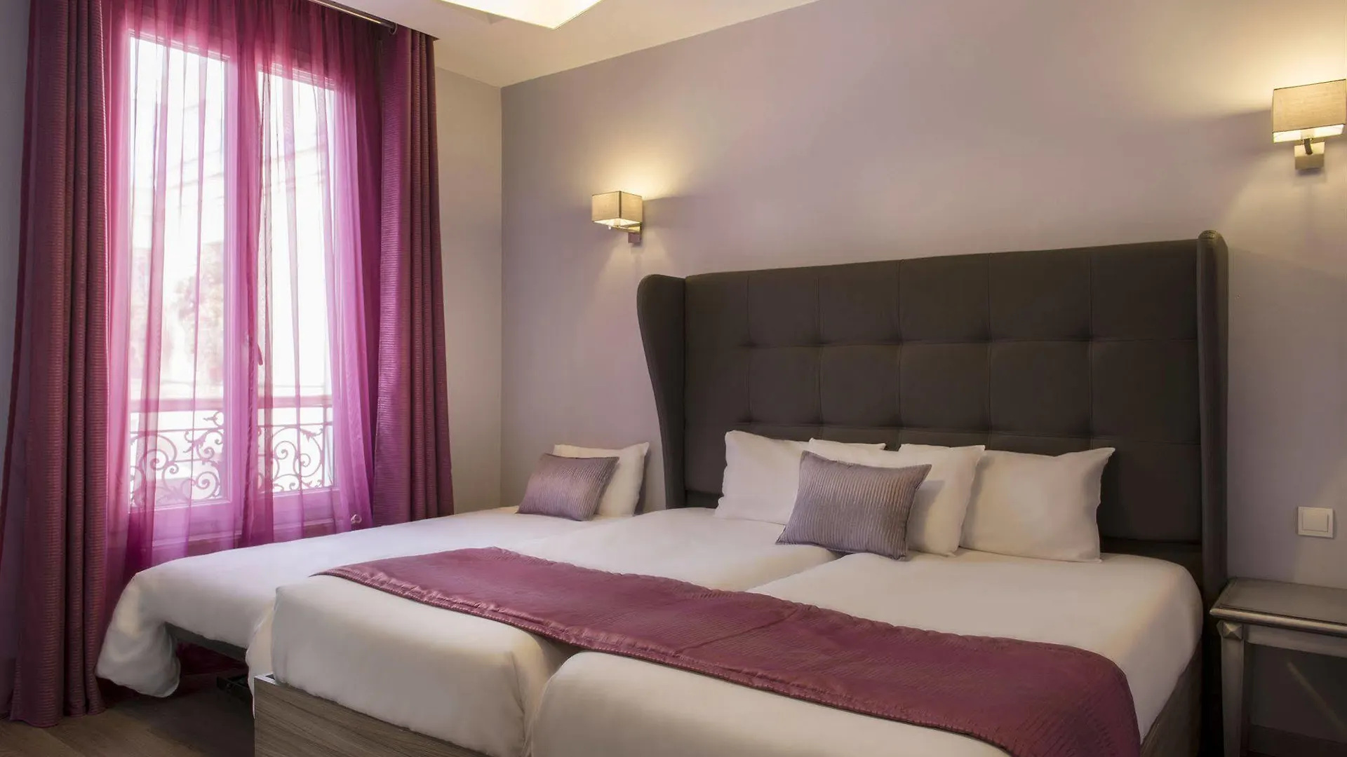 Отель Ibis Styles Batignolles Париж