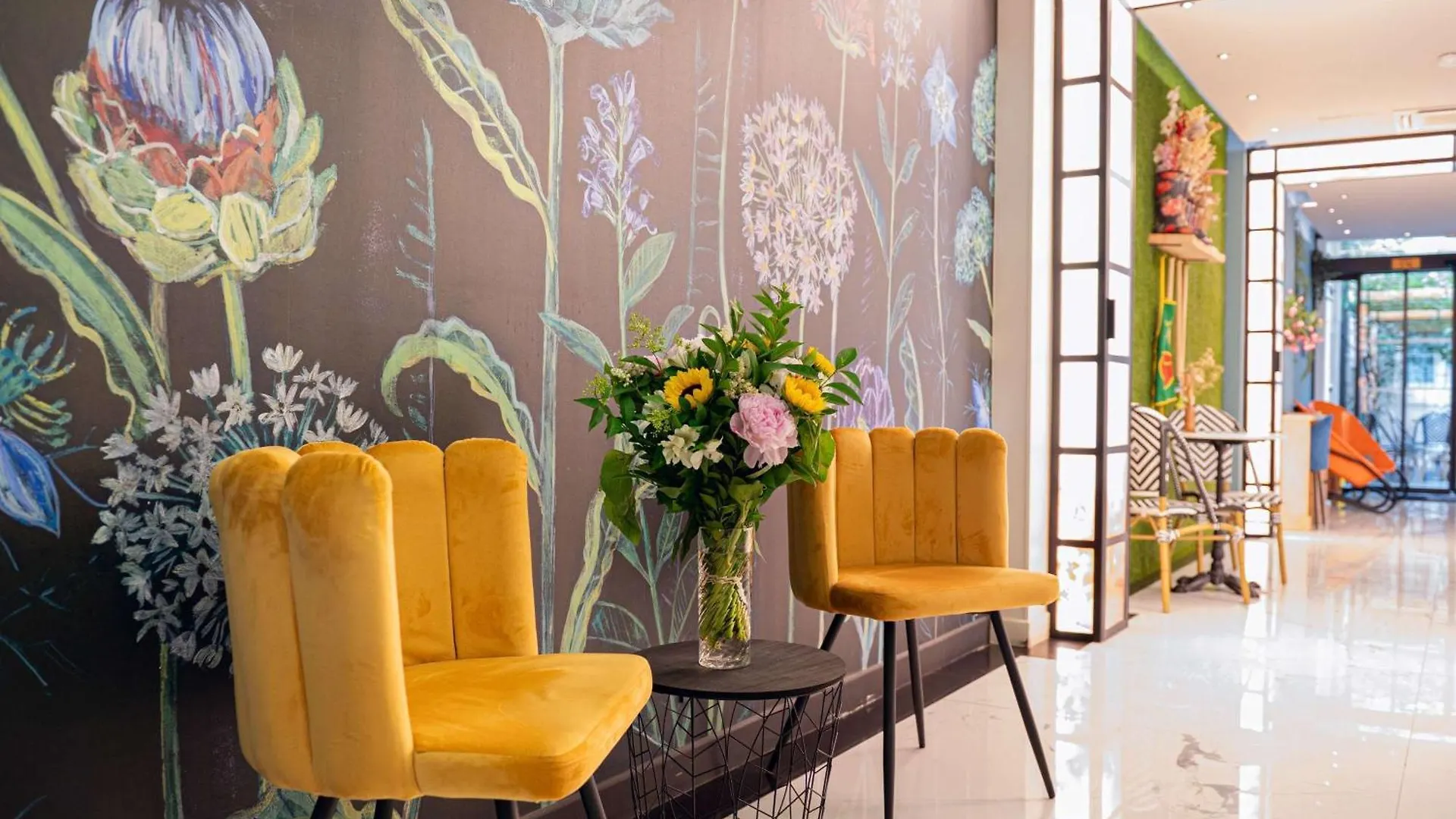Hotell Ibis Styles Batignolles 3*